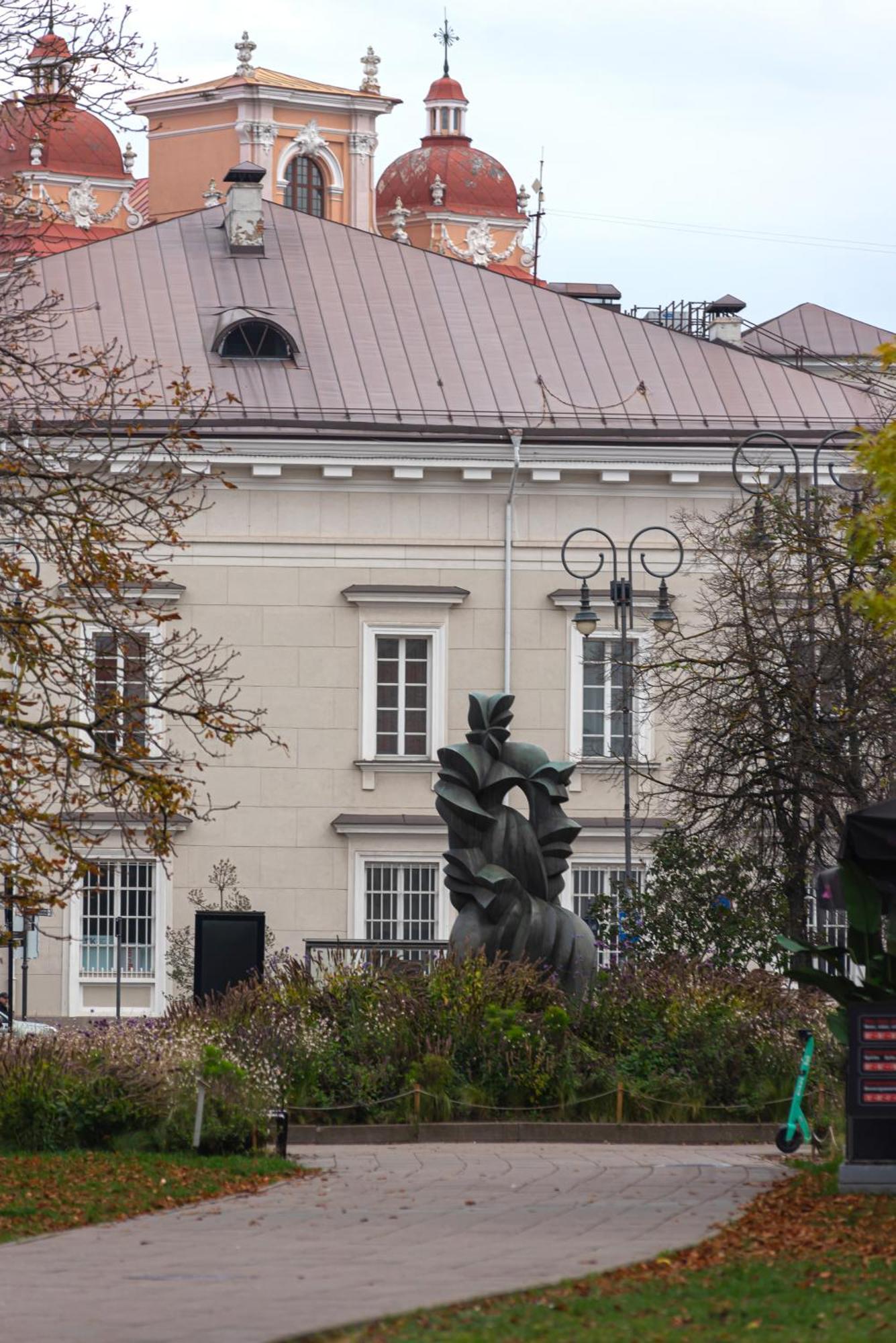 Luxury In Old Town With Private Garden
