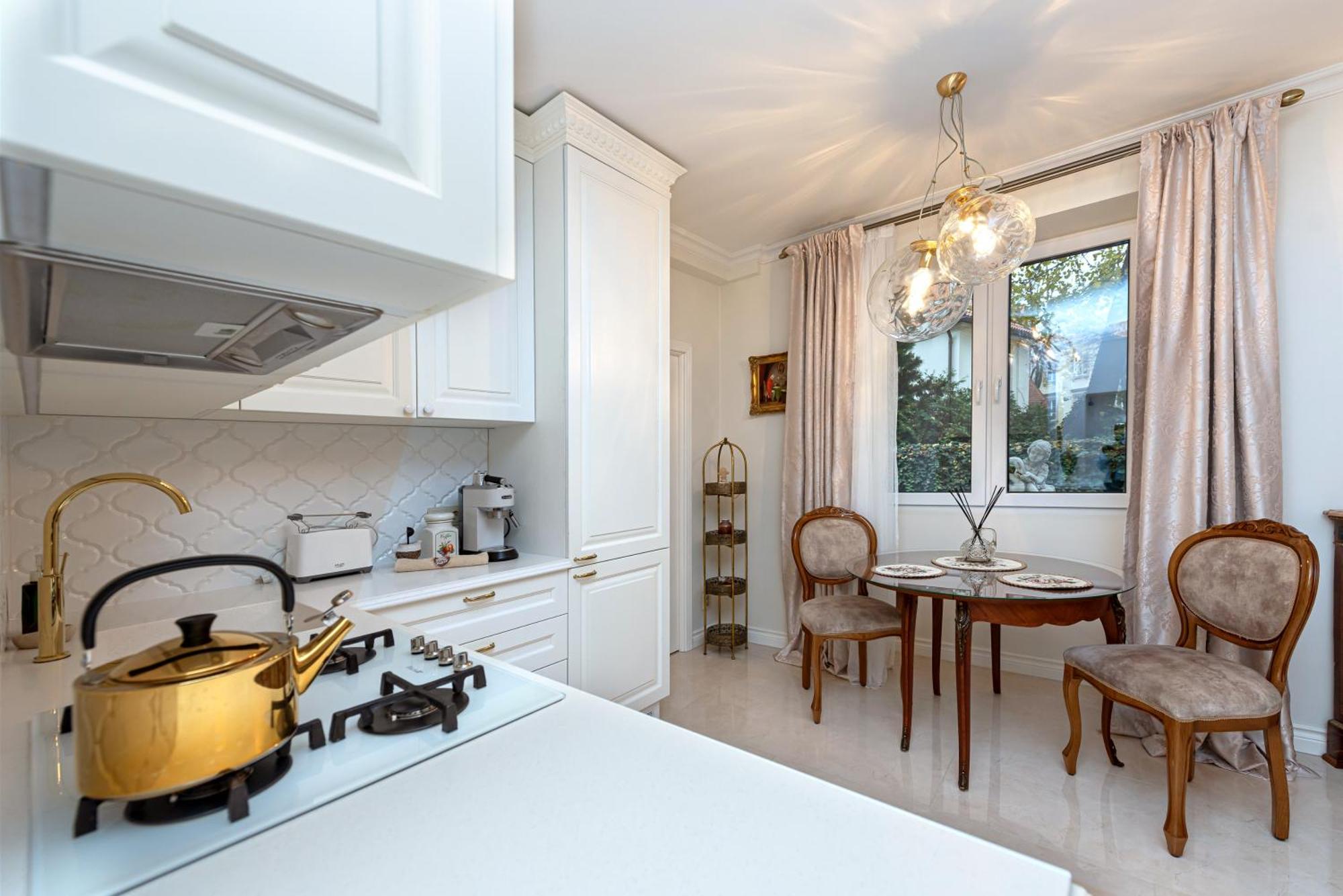 Luxury In Old Town With Private Garden Wilna