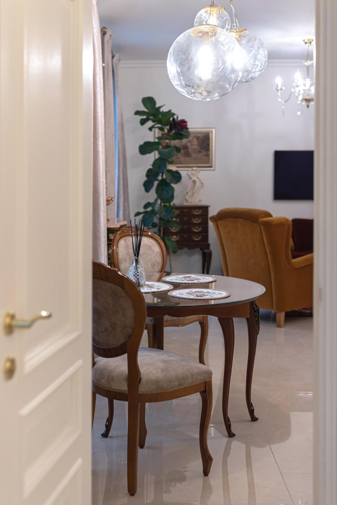 Apartment Luxury In Old Town With Private Garden Wilna